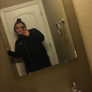 Meet your Posher, Ernie